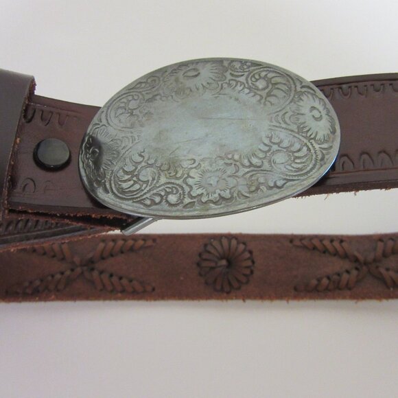 B Low the Belt Brown Leather Belt Size 32 with Buckle - Picture 1 of 6